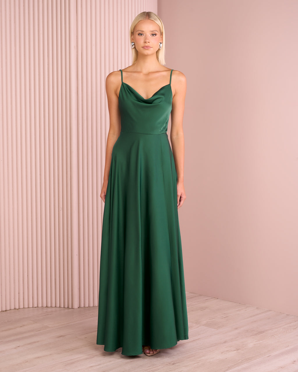 //azzurielle.com/cdn/shop/files/250123_AZZURIELLE_33811_1024x.jpg?v=1745312911