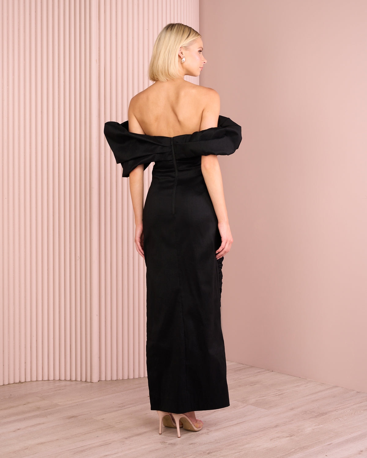 Haylee Puff Collar Gown