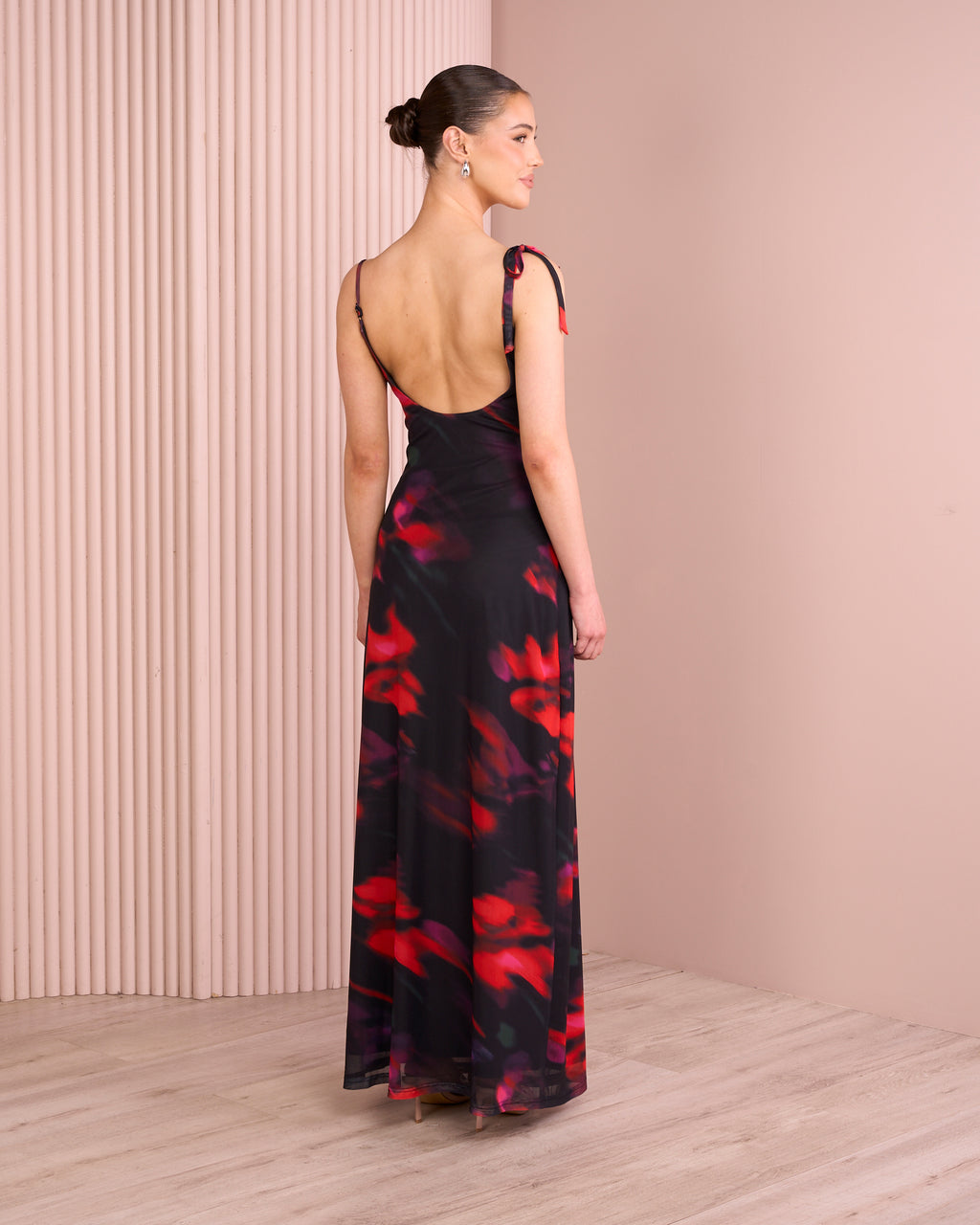 //azzurielle.com/cdn/shop/files/250520_AZZ_ECOM0778_1024x.jpg?v=1751251738