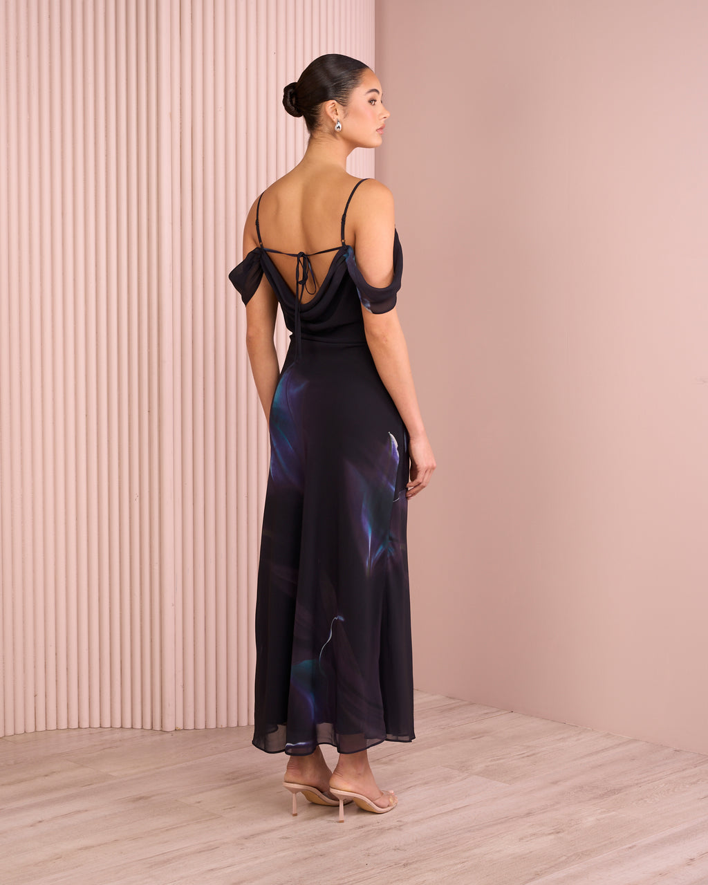 //azzurielle.com/cdn/shop/files/250530_AZZURIELLE_ECOM4084_1024x.jpg?v=1753754384