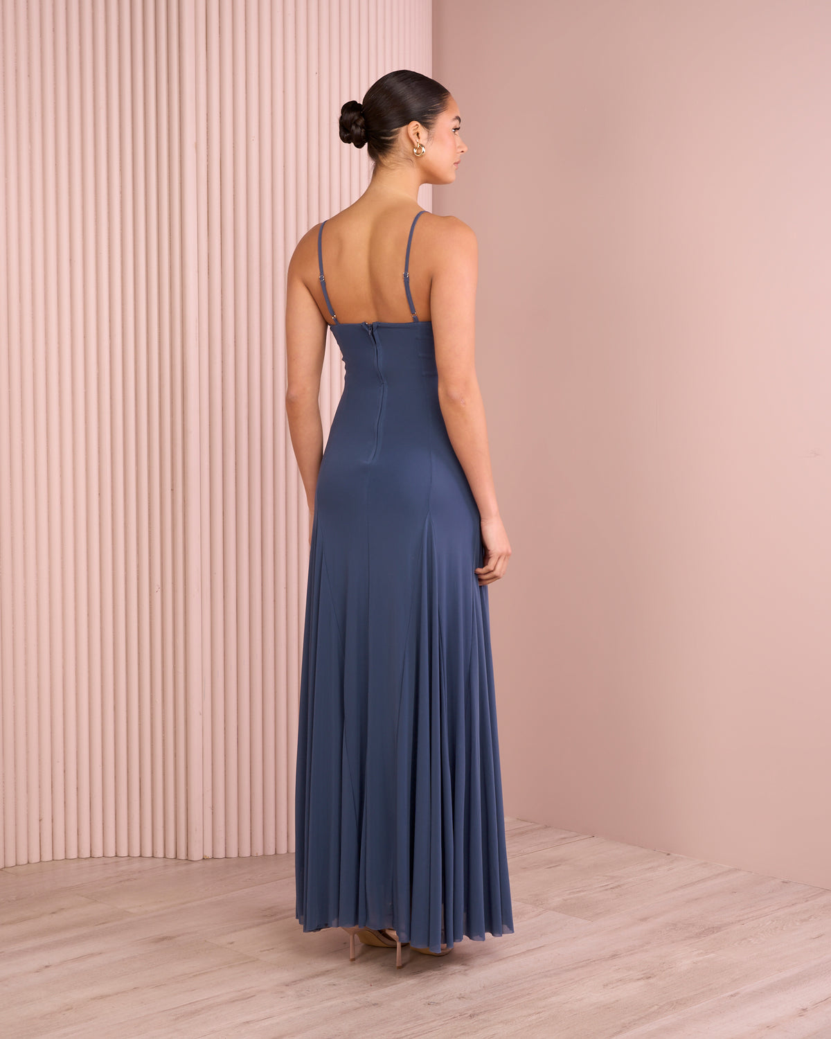 Anna Sleeveless Mesh Gown