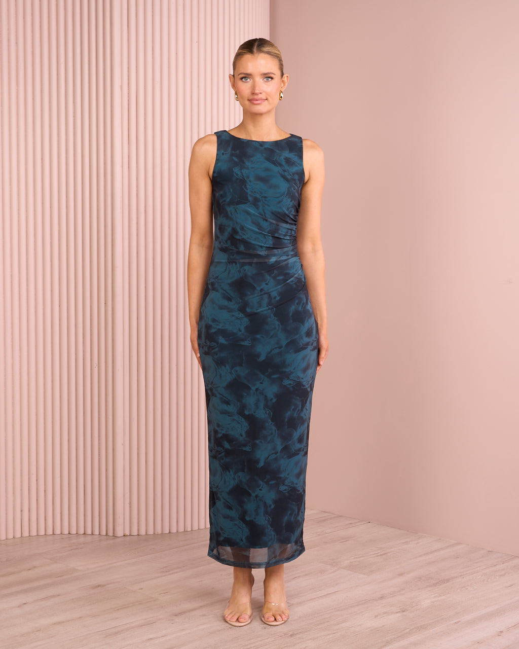 //azzurielle.com/cdn/shop/files/250923_AZZURIELLE_ECOM00851_1024x.jpg?v=1763445875