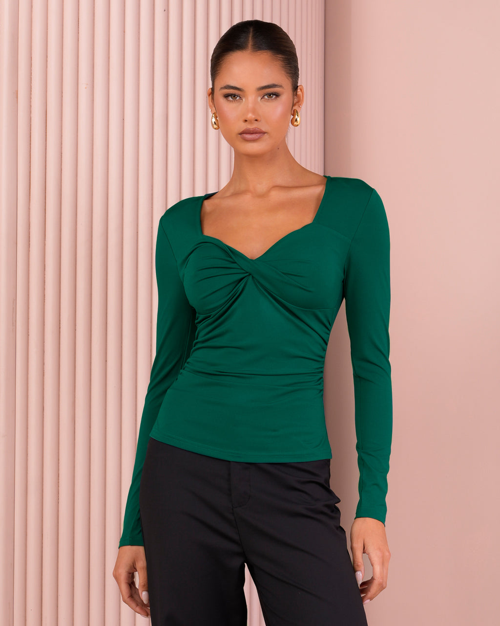 //azzurielle.com/cdn/shop/files/HEROPilgrim20251114ecom06152_1024x.jpg?v=1775008641