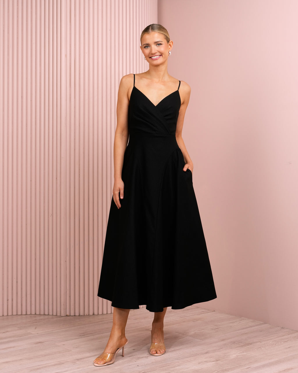 //azzurielle.com/cdn/shop/files/ICONIC202604241221_1024x.jpg?v=1784085590