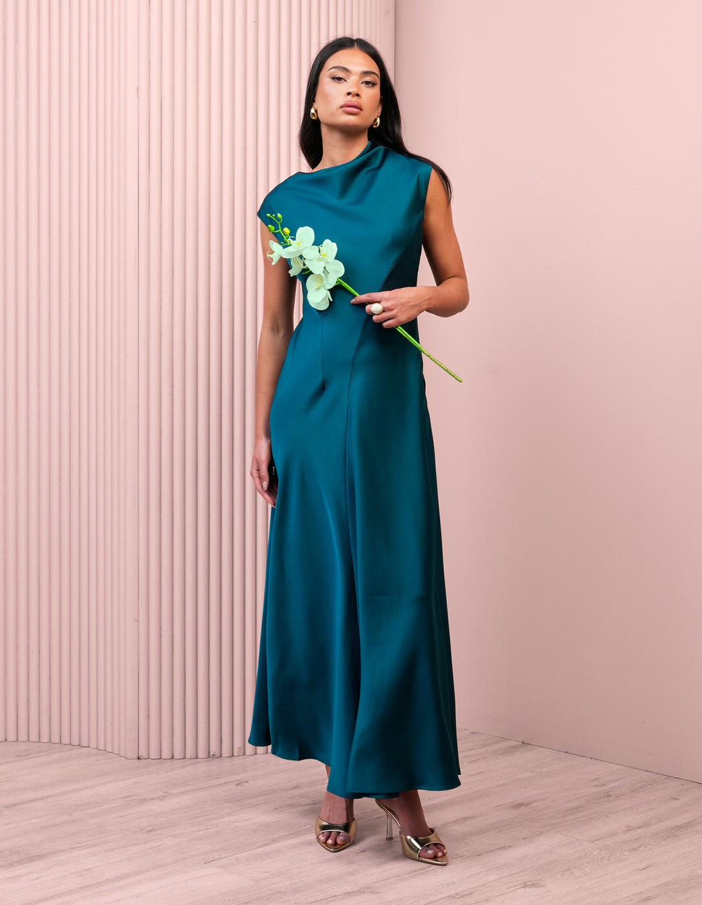 //azzurielle.com/cdn/shop/files/MYER20260914Azzurielle0832A_1024x.jpg?v=1790905825