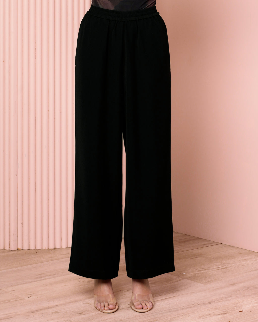 //azzurielle.com/cdn/shop/files/Pilgrim20251114ecom01661_1024x.jpg?v=1770092667