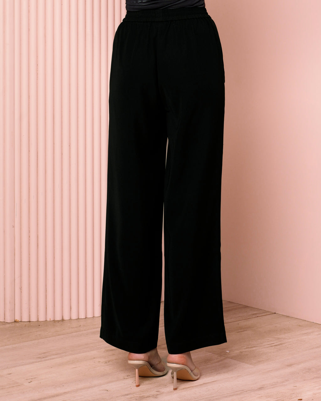 //azzurielle.com/cdn/shop/files/Pilgrim20251114ecom01781_1024x.jpg?v=1770093948