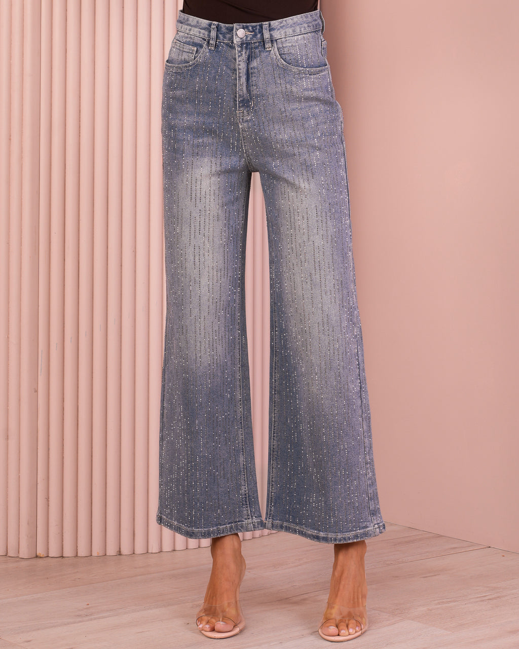 //azzurielle.com/cdn/shop/files/Pilgrim20251114ecom08011_1024x.jpg?v=1773105852